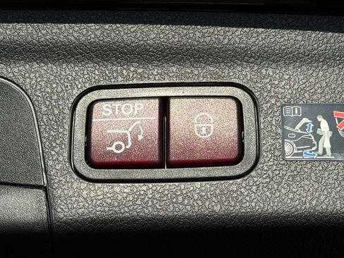 Certified 2026 Mercedes-Benz GLE 350 4MATIC image 17