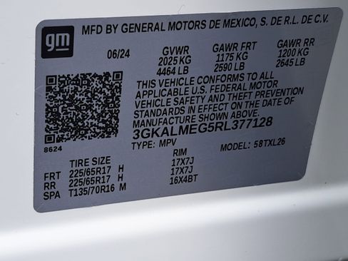 Used 2024 GMC Terrain SLE FWD image 31