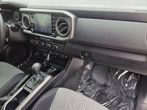 Certified 2022 Toyota Tacoma TRD Sport w/ Technology Package image 20