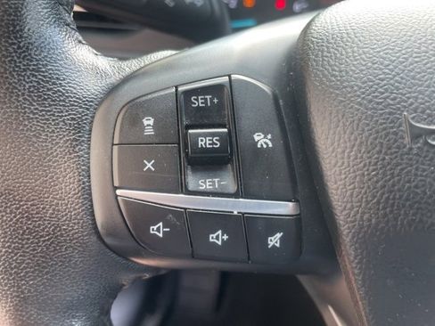 Used 2020 Ford Escape SEL image 22