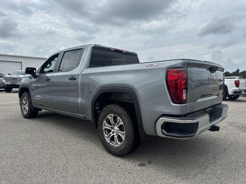 Used 2024 GMC Sierra 1500 Pro w/ Pro Value Package AWD/4WD image 4