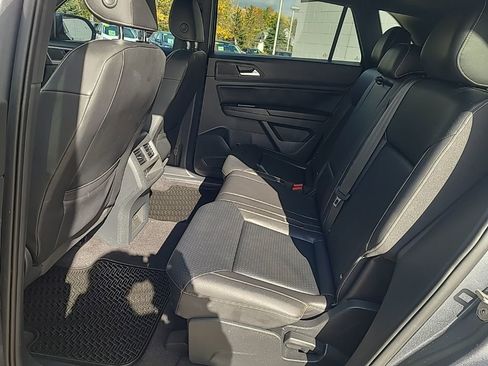 Used 2020 Volkswagen Atlas Cross Sport SEL image 13