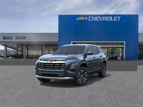 New 2027 Chevrolet Equinox LT w/ Safety and Technology Package FWD image 8