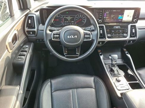 Certified 2022 Kia Sorento S image 13