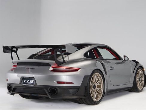 Used 2018 Porsche 911 GT2 RS image 12