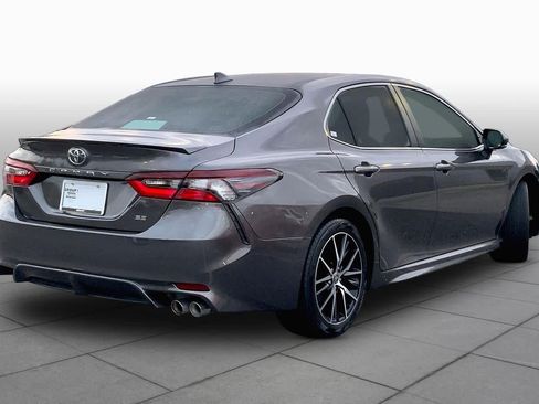 Used 2023 Toyota Camry SE FWD image 13