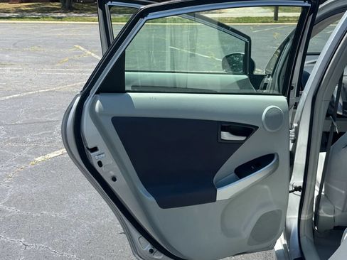 Used 2010 Toyota Prius One FWD image 16