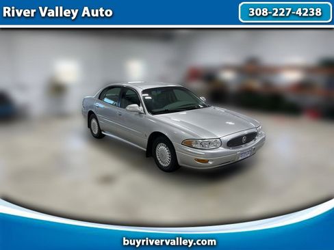 Used 2000 Buick Le Sabre Custom w/ Luxury Opt Pkg image 1