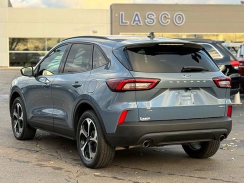 Certified 2025 Ford Escape ST-Line Elite image 39