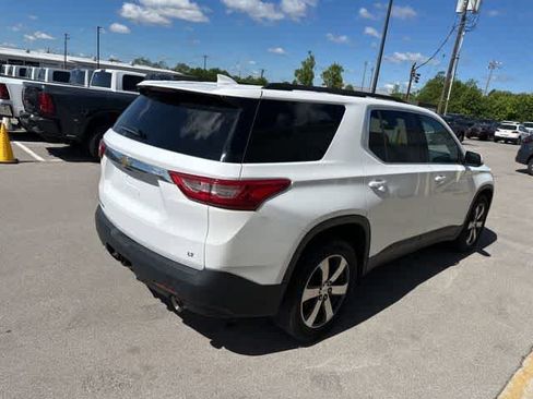 Used 2019 Chevrolet Traverse LT w/ LT Premium Package AWD/4WD image 22