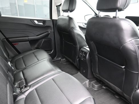 Used 2022 Ford Escape SEL FWD image 25
