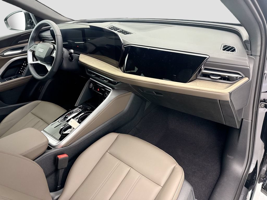Used 2026 Audi Q5 Premium Plus AWD/4WD image 16