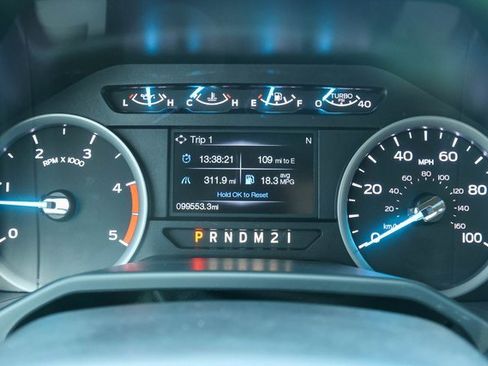 Used 2017 Ford F250 XLT w/ XLT Value Package image 31