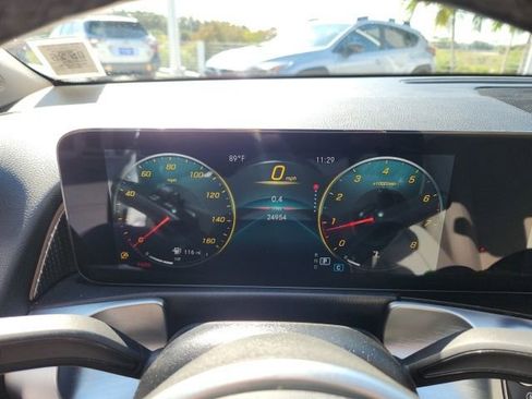 Used 2022 Mercedes-Benz GLB 250 4MATIC image 27