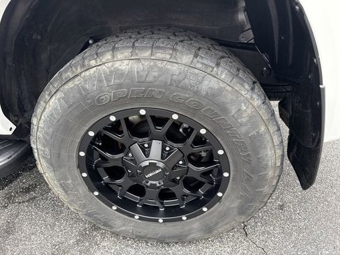 Used 2022 Toyota 4Runner SR5 Premium AWD/4WD image 19