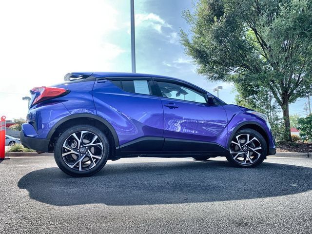 Used 2019 Toyota C-HR XLE FWD image 9