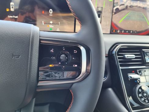New 2025 Nissan Armada PRO-4X AWD/4WD image 22