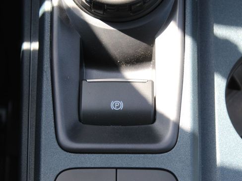 New 2025 Ford Maverick XLT w/ XLT Luxury Package FWD image 35