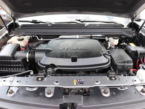 Used 2022 Chevrolet Colorado LT w/ LPO, Tonneau and Step Package AWD/4WD image 46