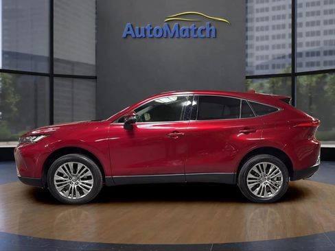 Used 2022 Toyota Venza Limited image 6