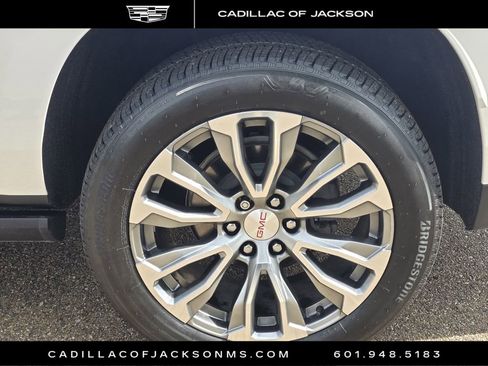 Used 2022 GMC Yukon XL Denali w/ Denali Ultimate Package AWD/4WD image 31