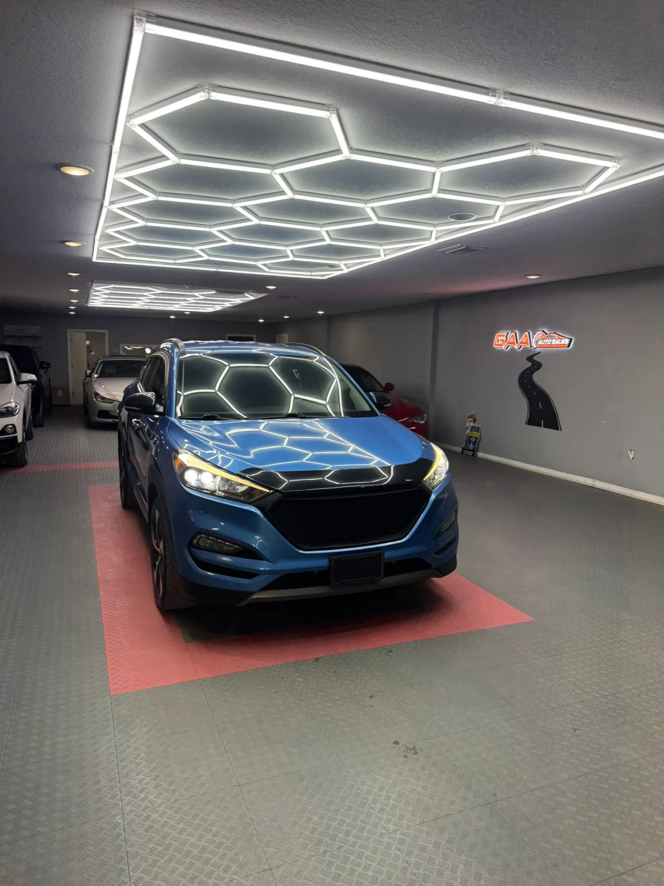 Used 2016 Hyundai Tucson Limited FWD image 1