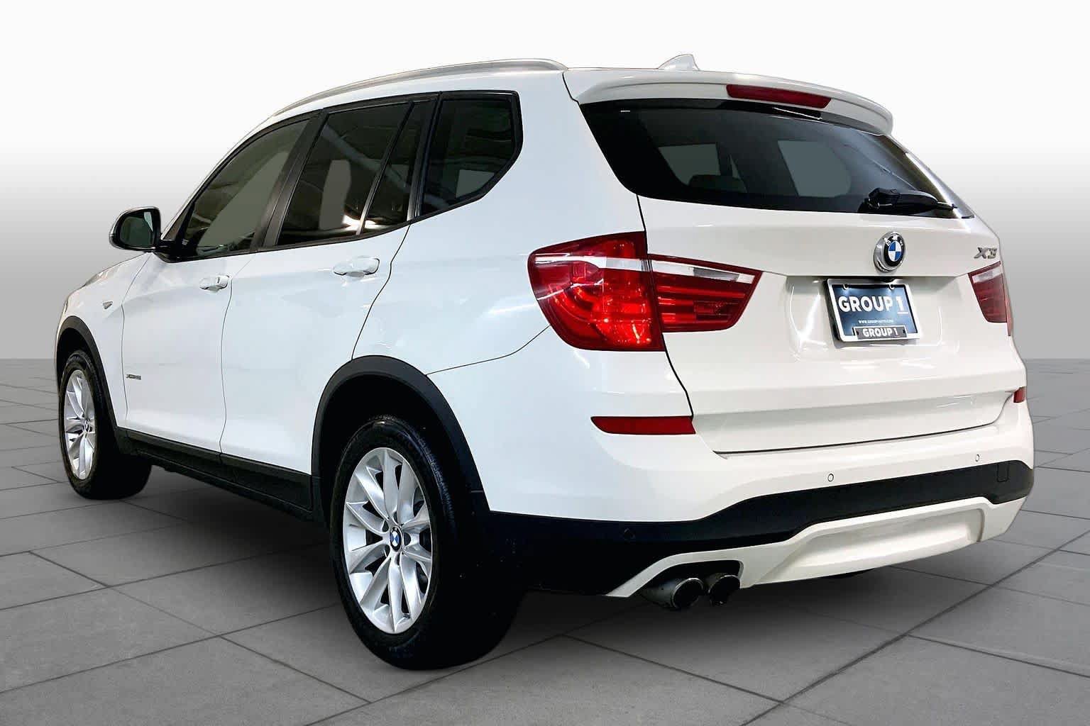 Used 2017 BMW X3 xDrive28i AWD/4WD image 11