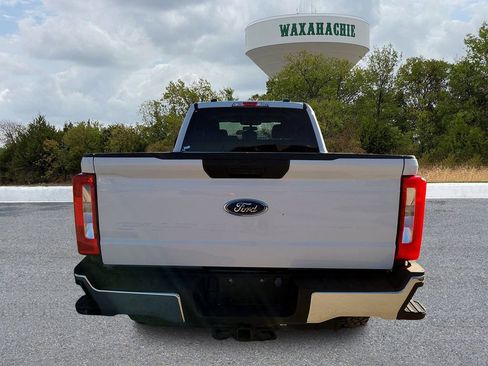 Used 2023 Ford F250 XLT w/ FX4 Off-Road Package image 4