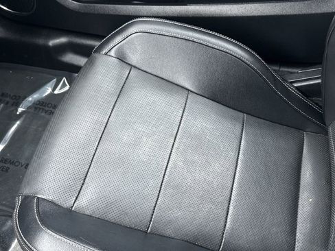 Used 2015 Ford Mustang Premium image 22