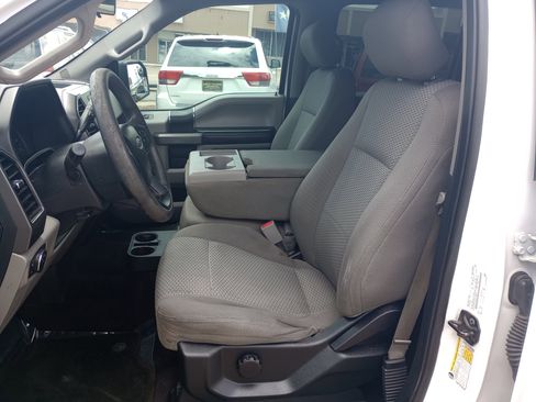 Used 2017 Ford F150 XLT RWD image 10