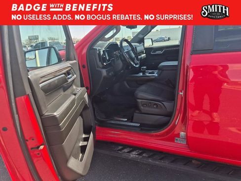 Used 2023 Chevrolet Silverado 1500 LT Trail Boss AWD/4WD image 15