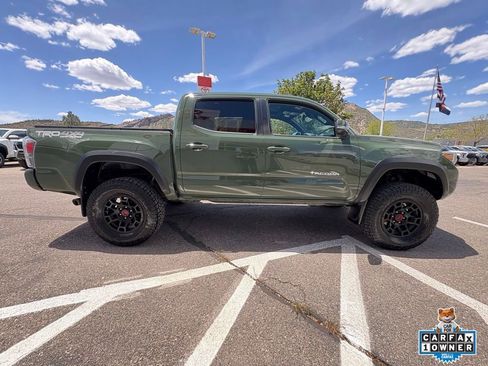 Used 2021 Toyota Tacoma TRD Off-Road w/ TRD Premium Off Road Package AWD/4WD image 10