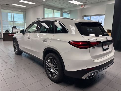 Used 2025 Mercedes-Benz GLC 300 image 5