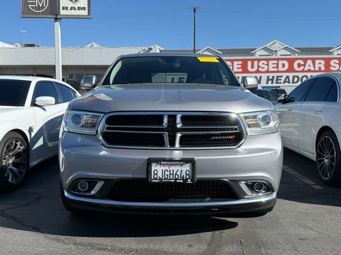 Used 2019 Dodge Durango SXT w/ 3rd Row Seating Group image 2