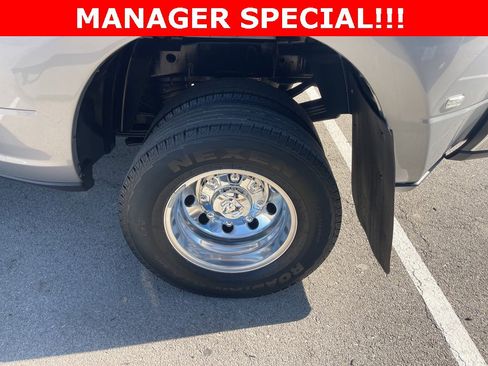 Used 2024 RAM 3500 Laramie image 15