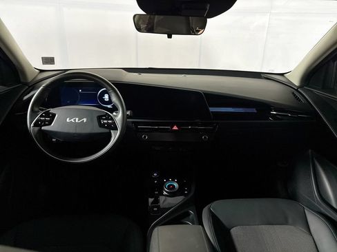 Used 2024 Kia Niro Wind w/ Wind Preserve Package FWD image 12