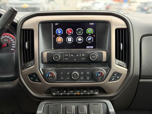 Used 2016 GMC Sierra 1500 Denali w/ Enhanced Driver Alert Package AWD/4WD image 17