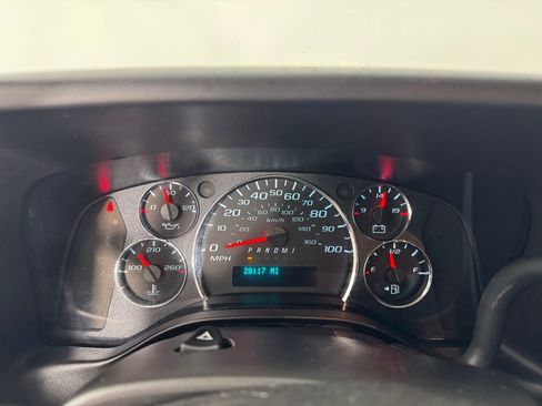 Used 2024 Chevrolet Express 2500 w/ Driver Convenience Package image 14