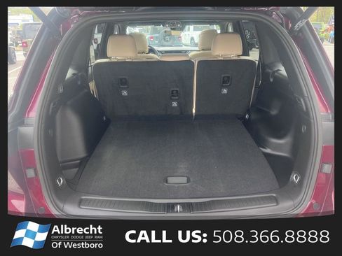 Used 2025 Jeep Grand Cherokee Limited AWD/4WD image 15