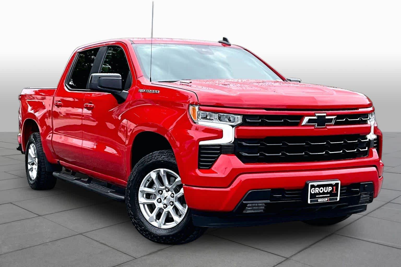 Used 2022 Chevrolet Silverado 1500 RST AWD/4WD image 3
