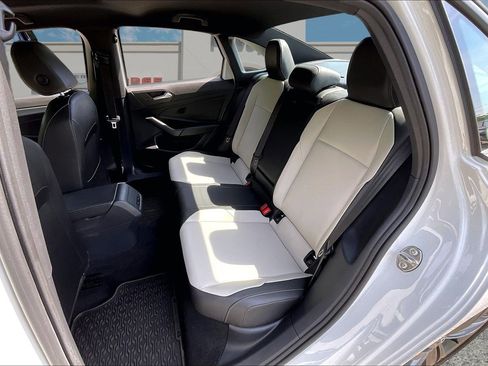 Used 2019 Volkswagen Jetta R-Line w/ R-Line Cold Weather Package FWD image 24