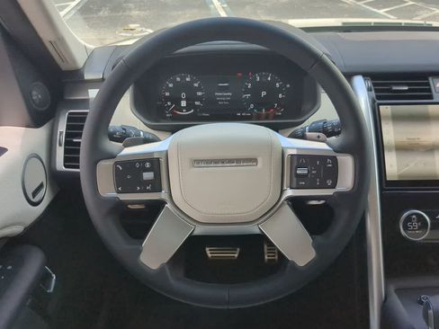 New 2026 Land Rover Discovery Limited Edition AWD/4WD image 25