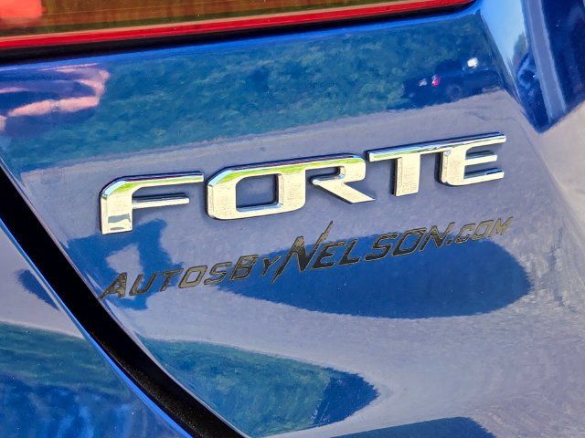 Used 2019 Kia Forte LXS FWD image 16