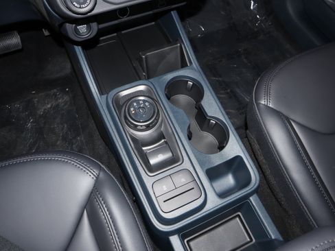 New 2026 Ford Maverick Lariat w/ Black Appearance Package image 31