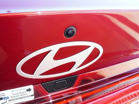 New 2025 Hyundai Elantra Blue image 22