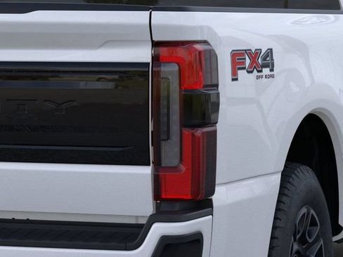 New 2026 Ford F250 Platinum AWD/4WD image 21