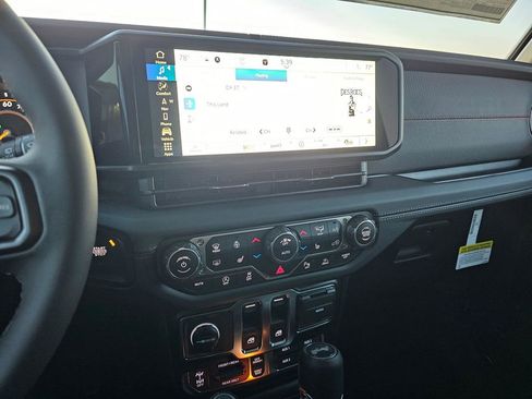 New 2026 Jeep Wrangler Rubicon image 12