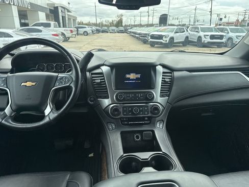 Used 2018 Chevrolet Tahoe LT image 10