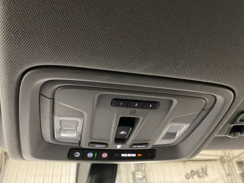 Used 2019 Chevrolet Silverado 1500 RST w/ All-Star Edition AWD/4WD image 40