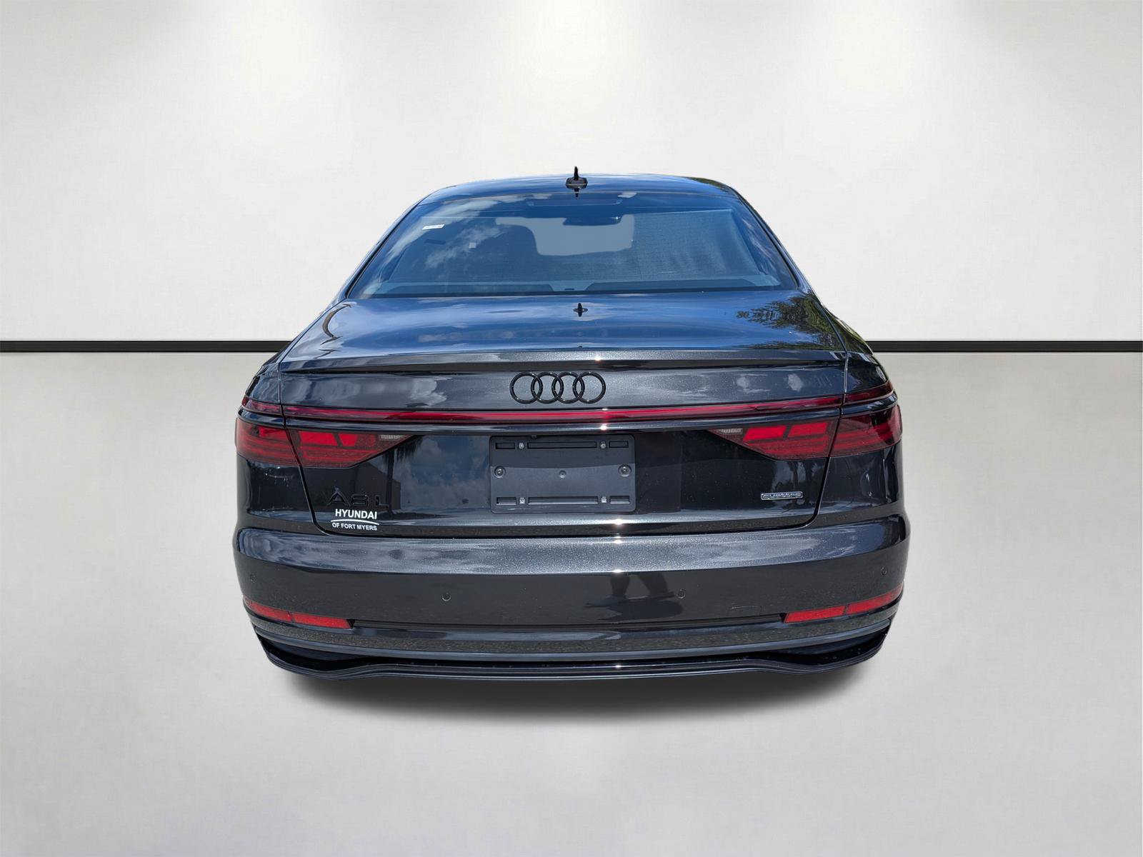 Used 2022 Audi A8 L 3.0T w/ Executive Package AWD/4WD image 5